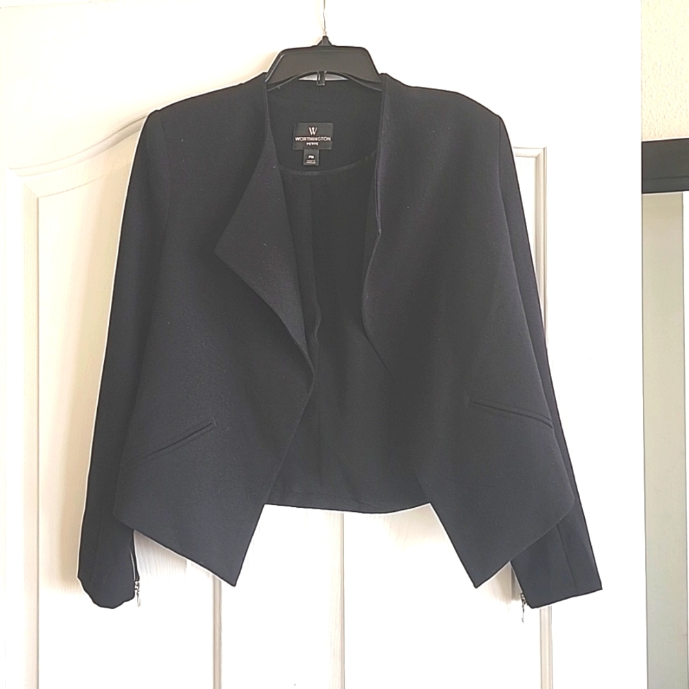 Short Classic Jacket With Sleeve Zipper Detail